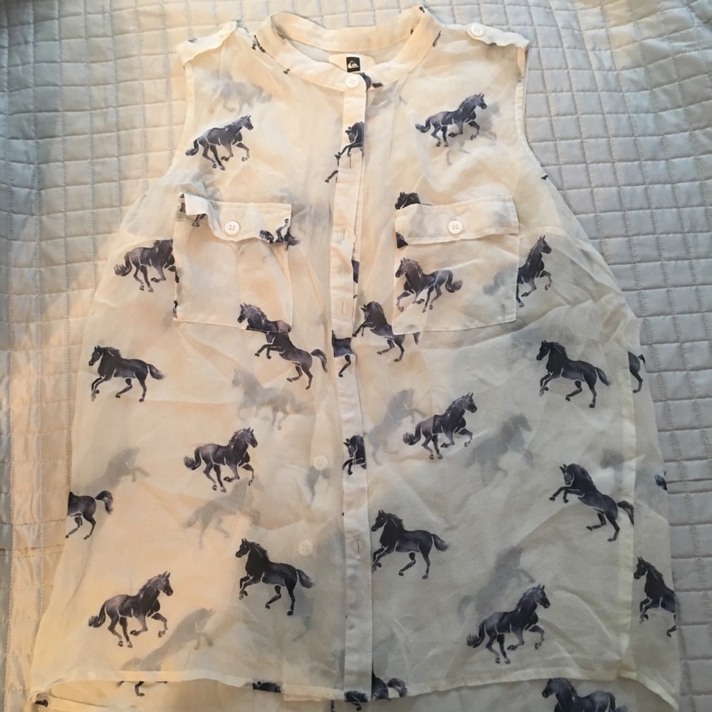 QSW Quiksilver Women’s Button Up Blouse w/ Horses